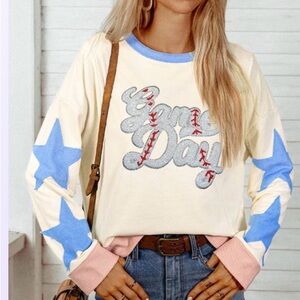Women's Cream and Blue Star Graphic Top